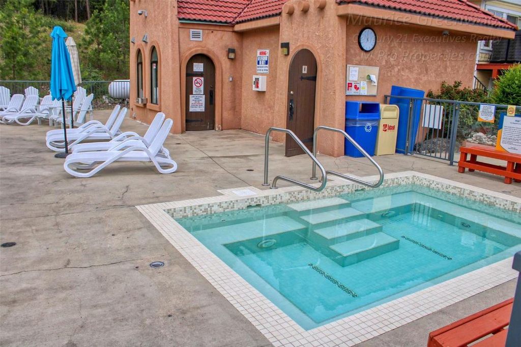 listing image 16516860099793709559