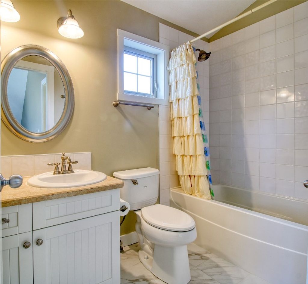 listing image 16513646465675953476