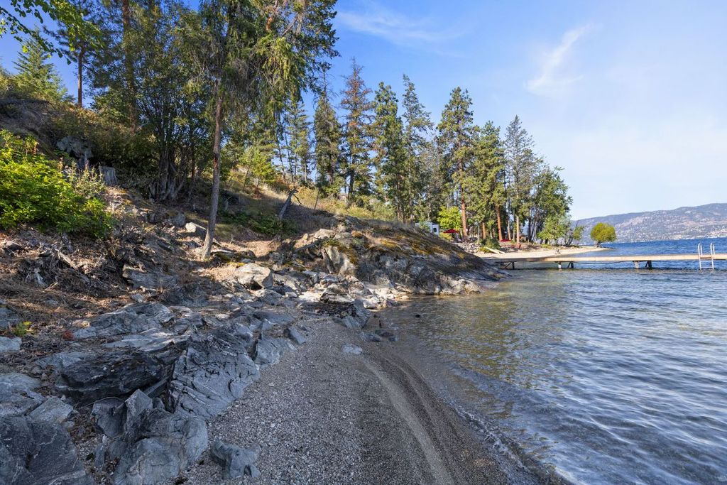 listing image 16519087548174944890