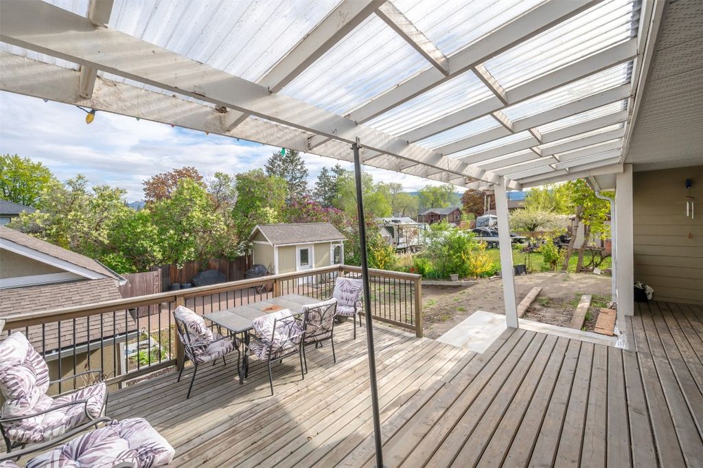 listing image 16514453776474343839