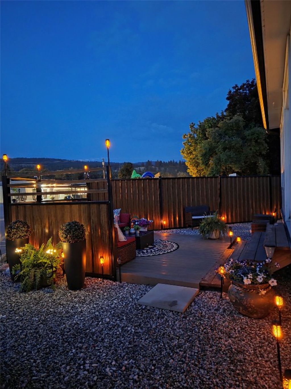 listing image 16515538898303778018