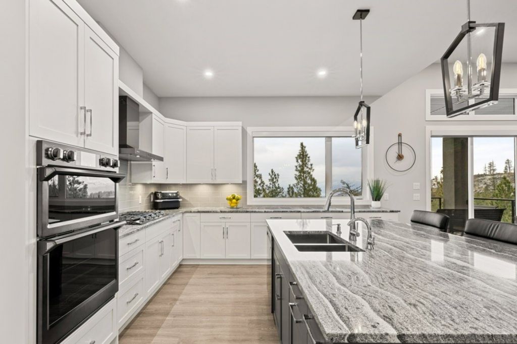 listing image 16512541050652037010