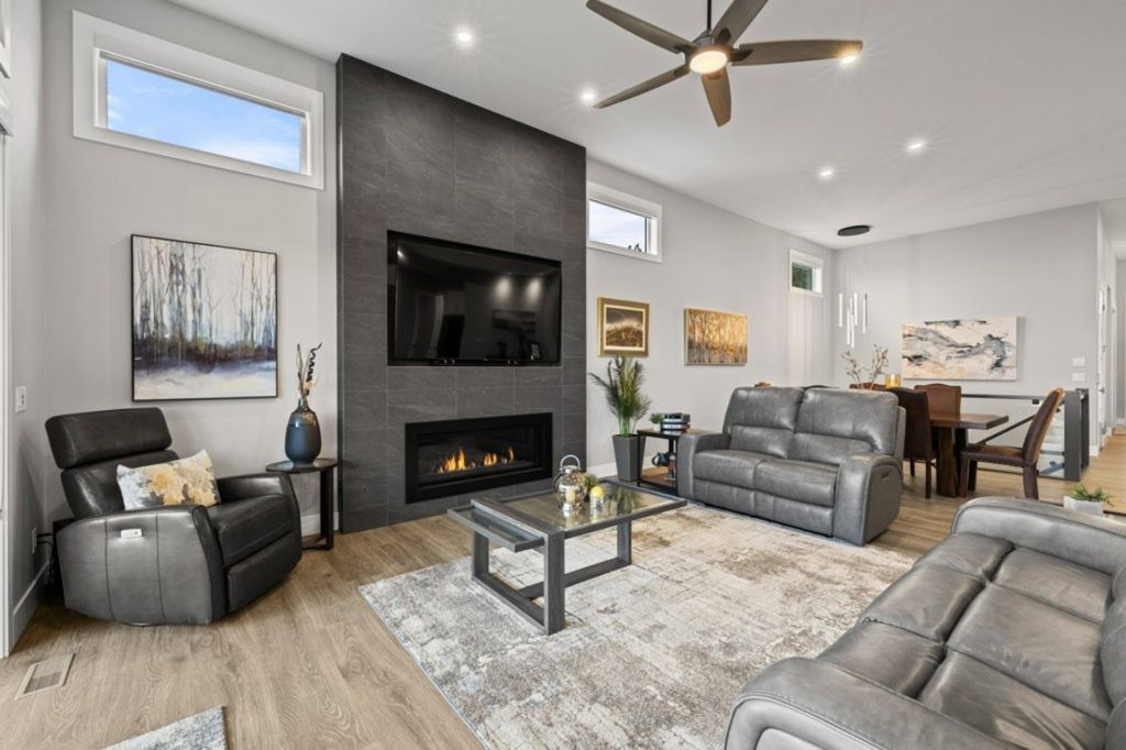 listing image 16517810195700697760