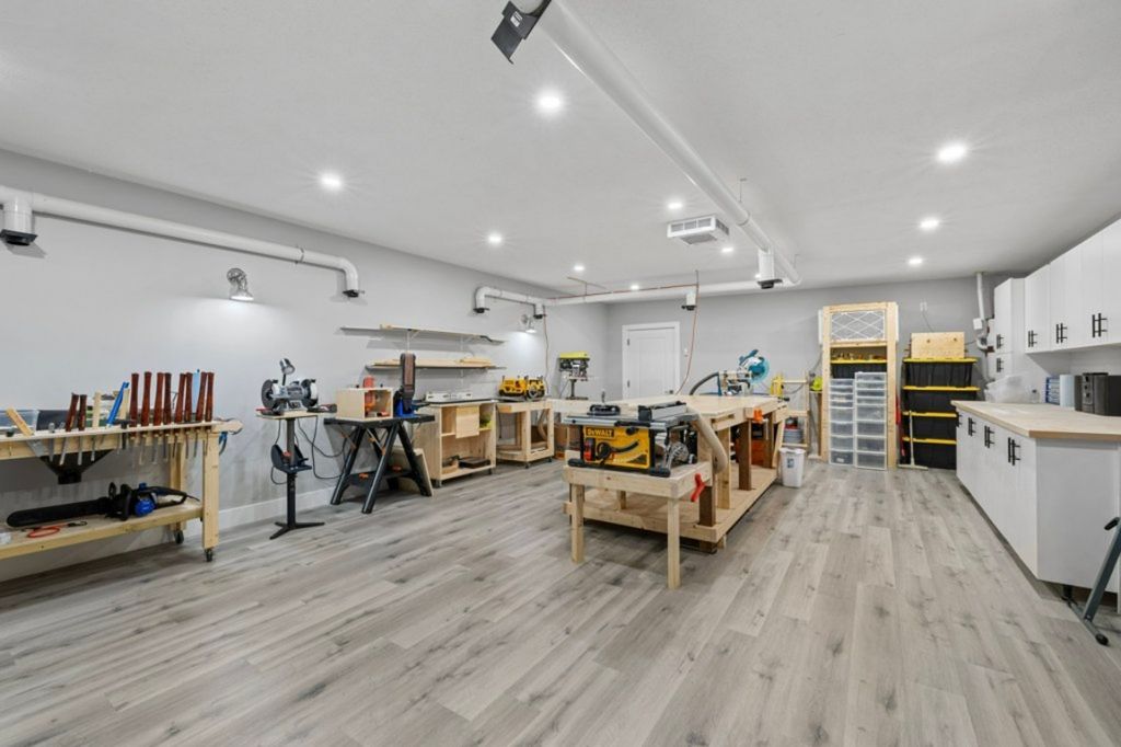 listing image 16513431552548562384