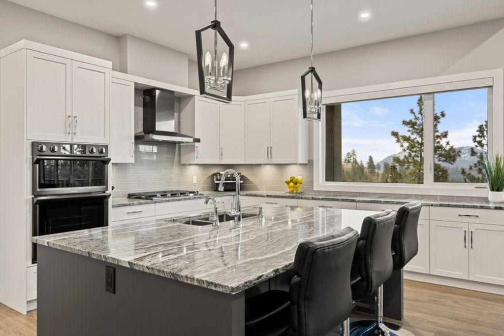 listing image 16517786542197745682