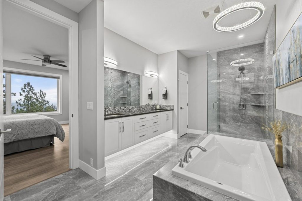 listing image 16512986670546101300