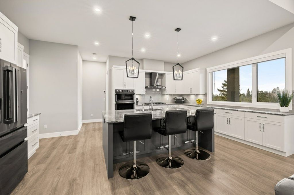 listing image 16513983377790909578