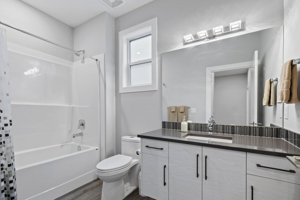 listing image 16511544863763177093
