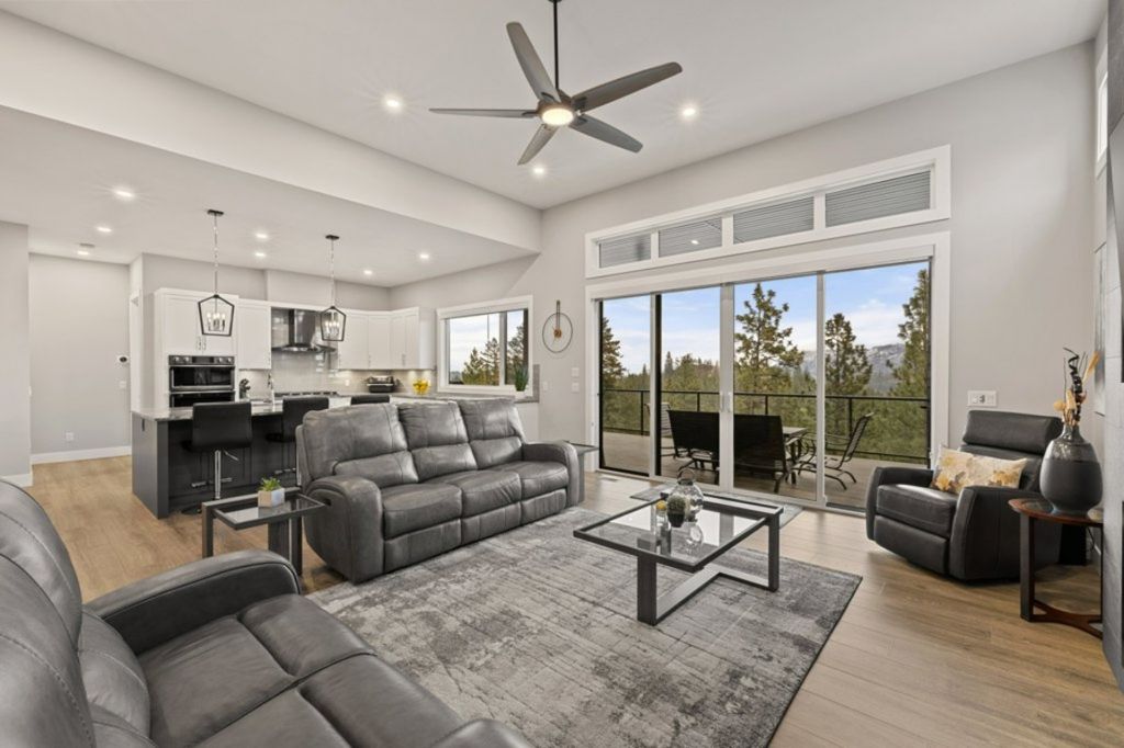 listing image 16519035310379771045
