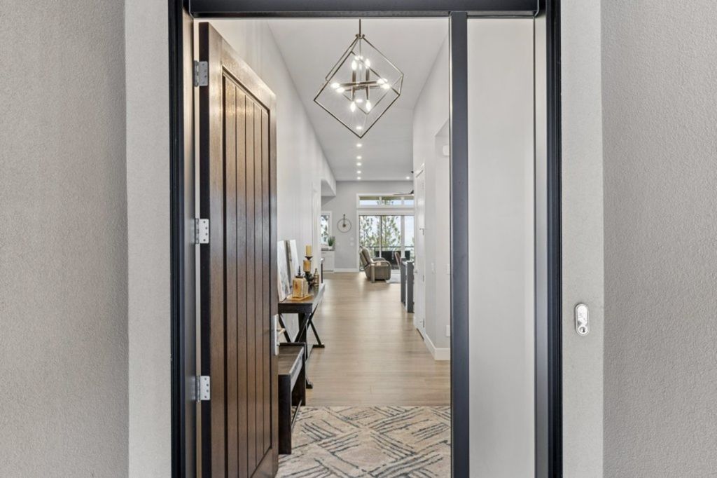 listing image 16517353896940825257