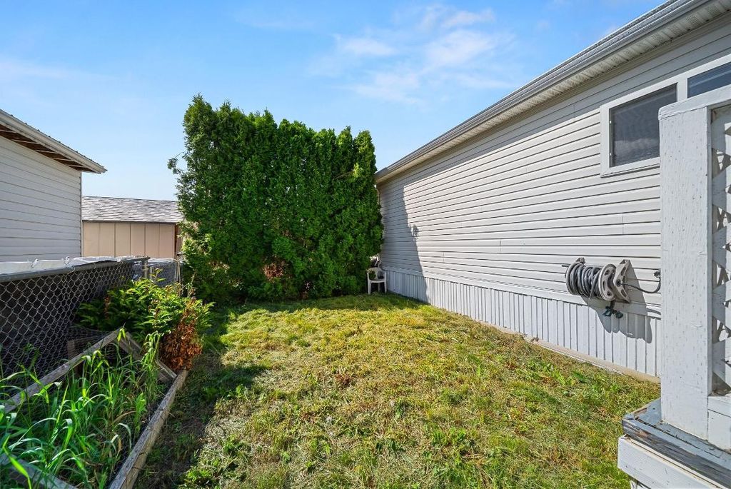 listing image 16519149911602283240