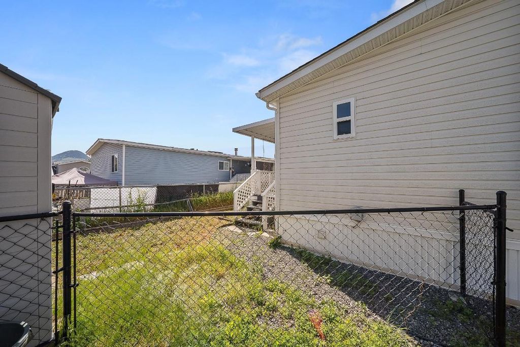 listing image 16510908988548275347