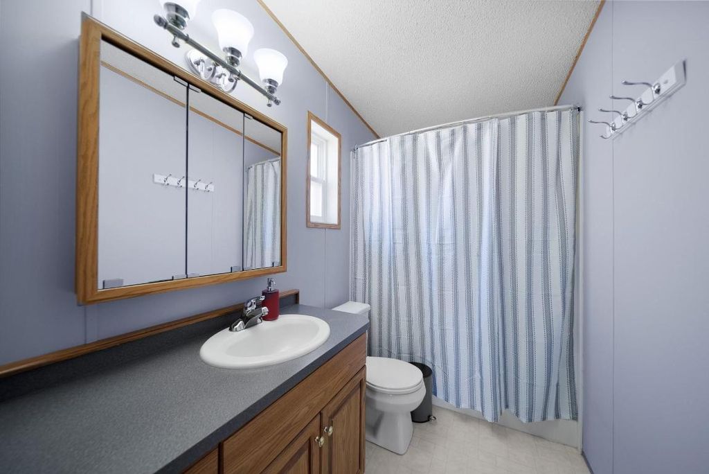 listing image 16515420779017573079