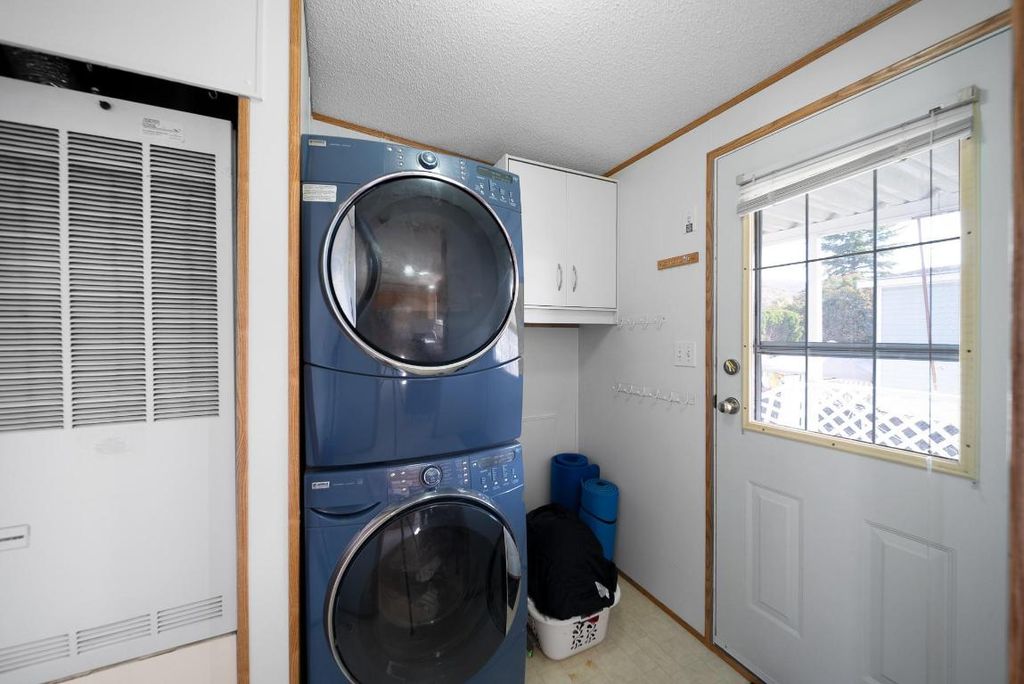 listing image 16511321251580099421