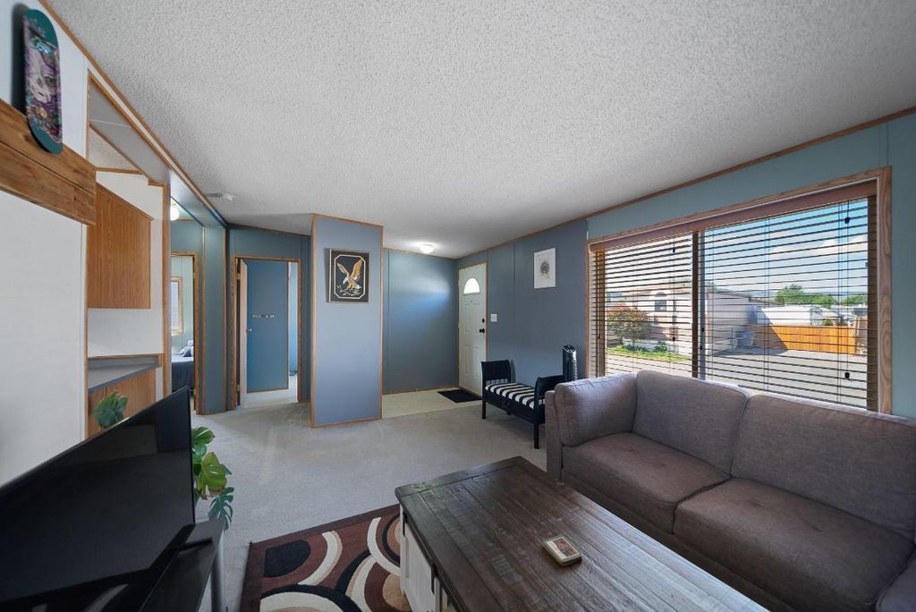 listing image 16517186158151818912