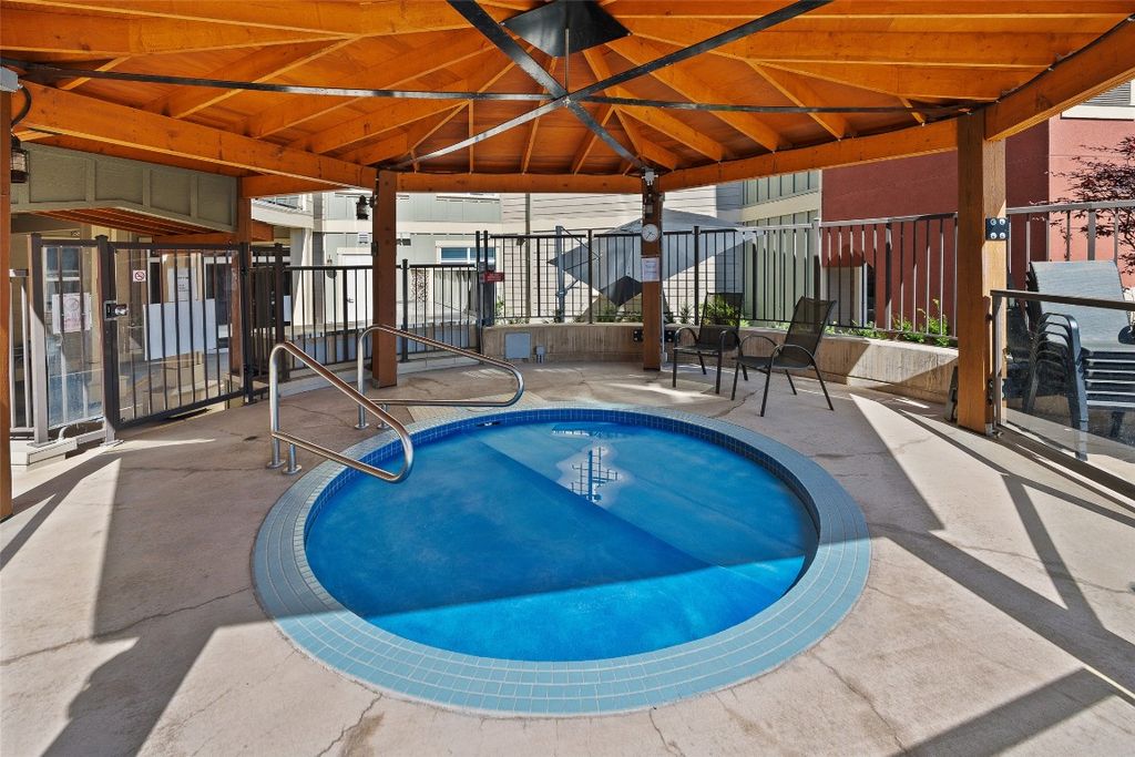 listing image 16511510263965586727