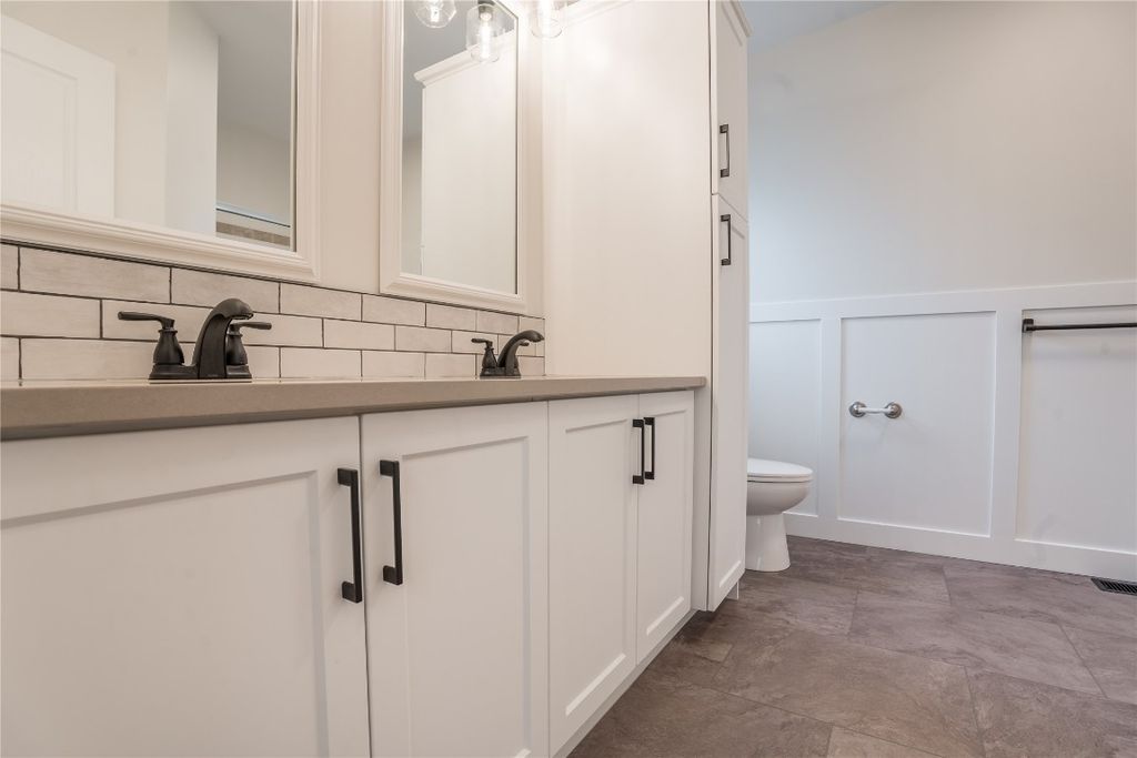 listing image 16510351236211414010