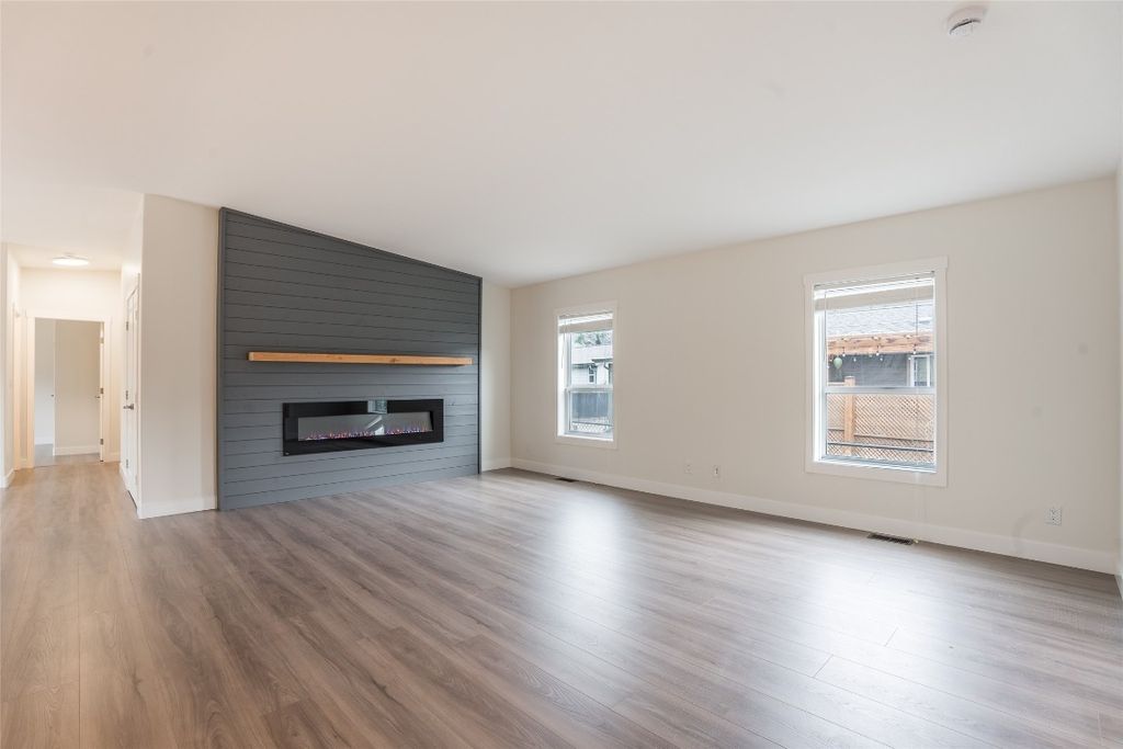 listing image 16511589942127378991