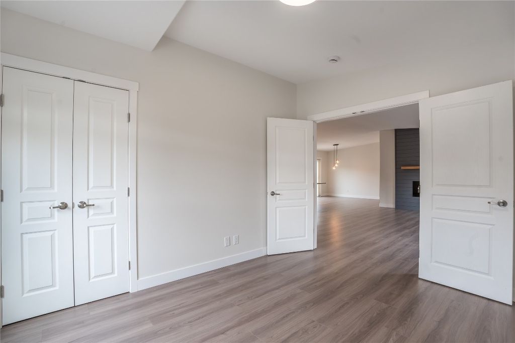 listing image 16510012280146154054