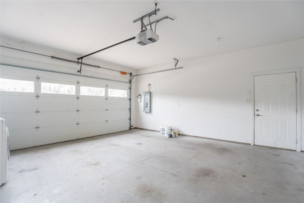 listing image 16517792735753268133