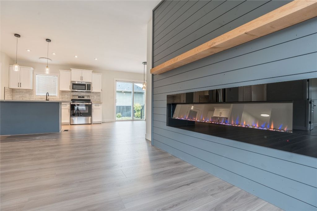 listing image 16511886855782934471