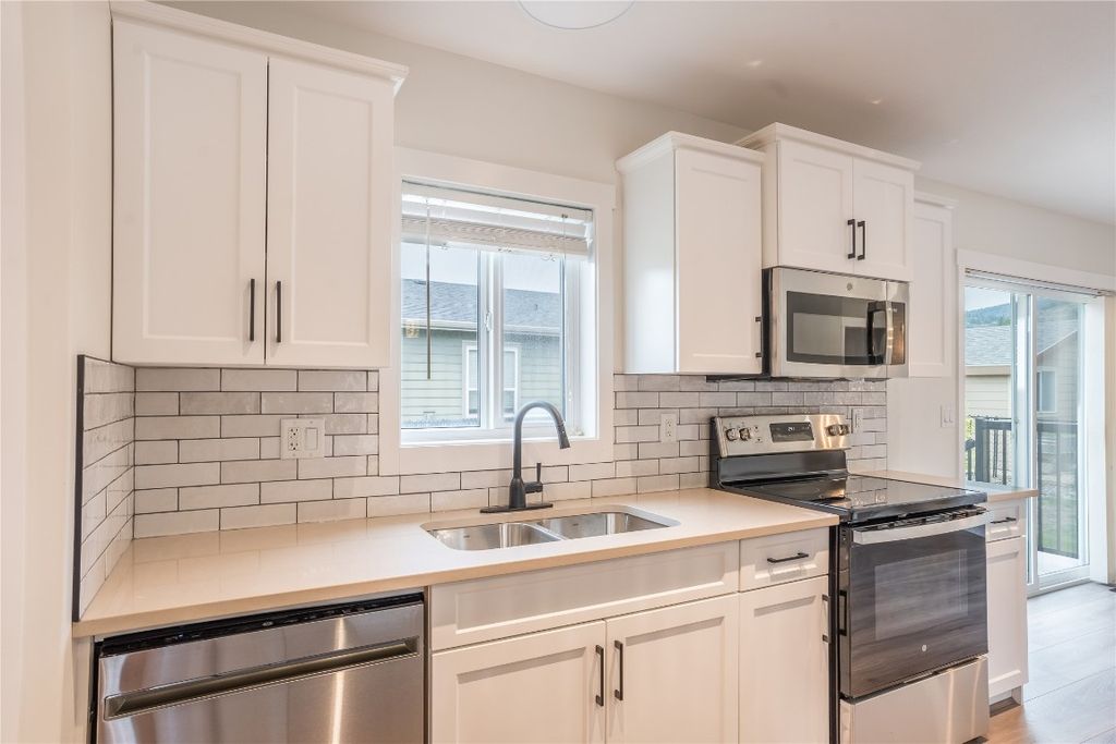 listing image 16514506072108221300