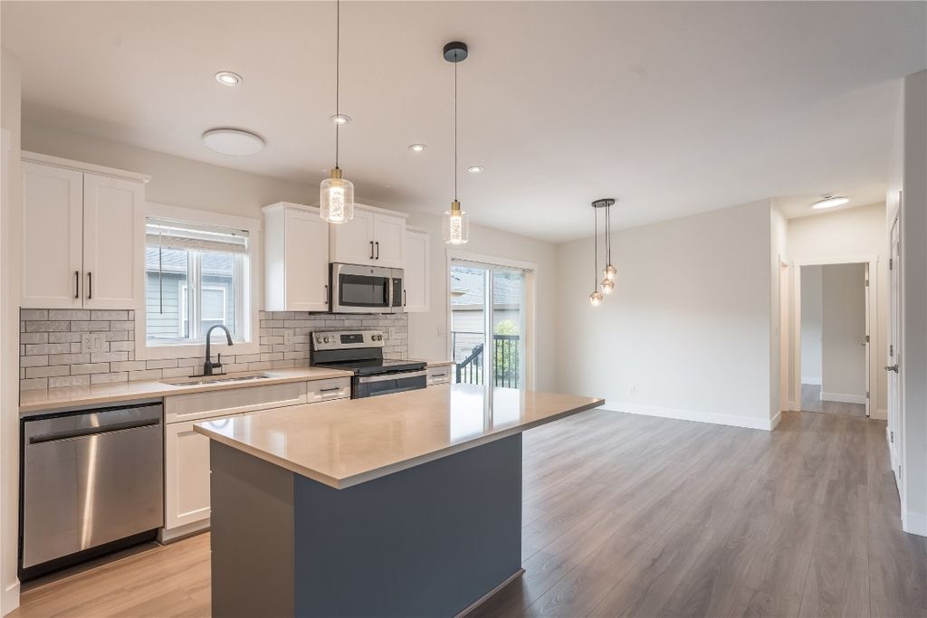 listing image 16515874024858620538