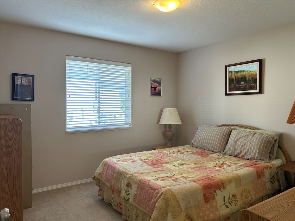 listing image 16515783789502921729