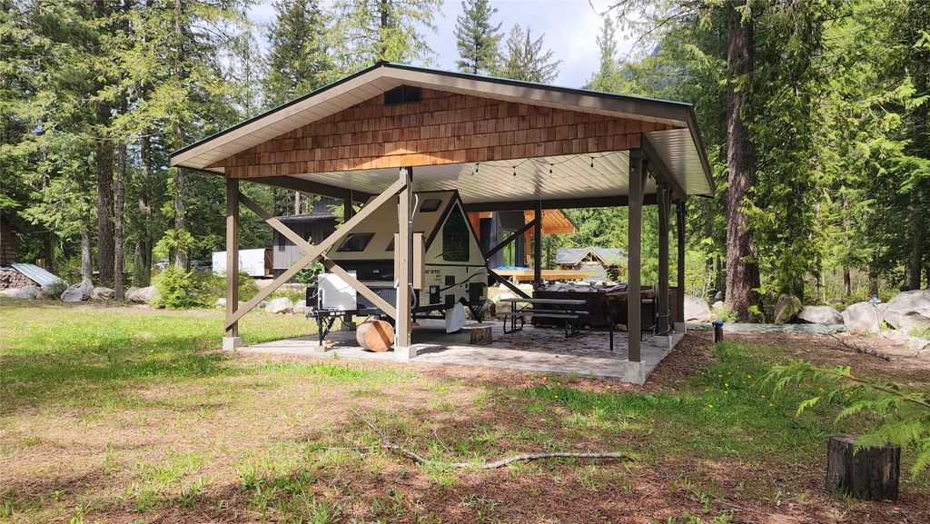 listing image 16516589515891456934