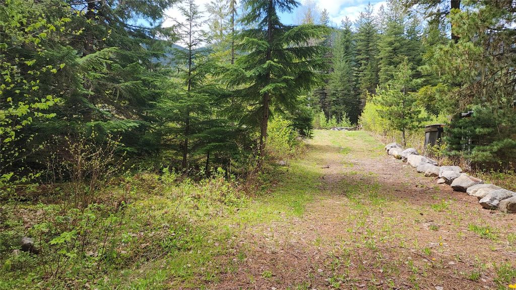 listing image 16513572678585813431