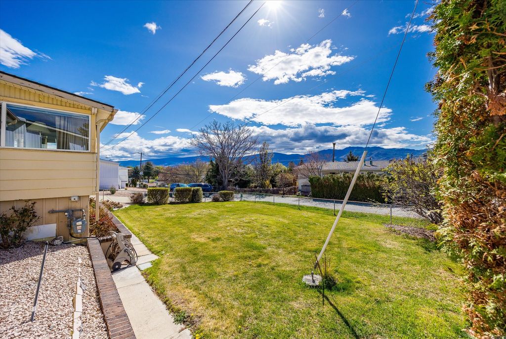 listing image 16518124009831612132