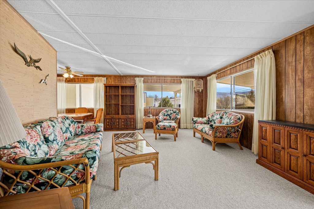 listing image 16517335722222225666