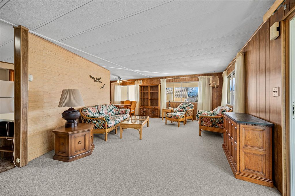 listing image 16510860734349922551