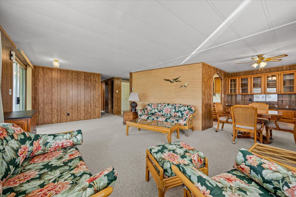 listing image 16510838510486587473