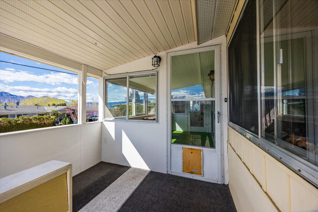 listing image 16516847382679442203