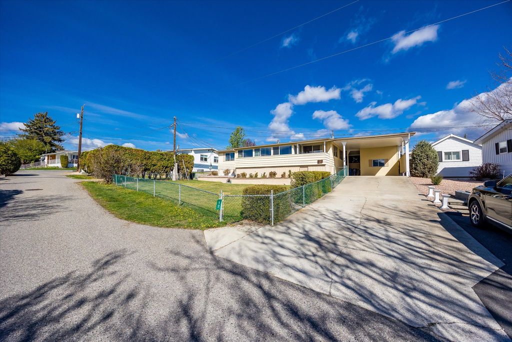 listing image 16517972806786108805