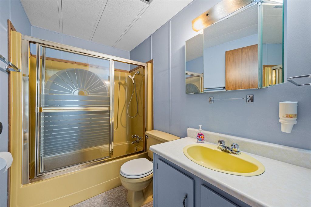 listing image 16515617402644771165