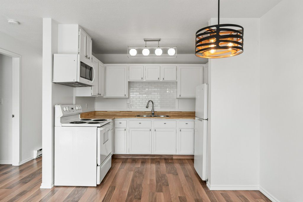 listing image 16518876077645069823