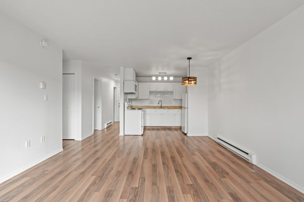 listing image 16515171726772366796