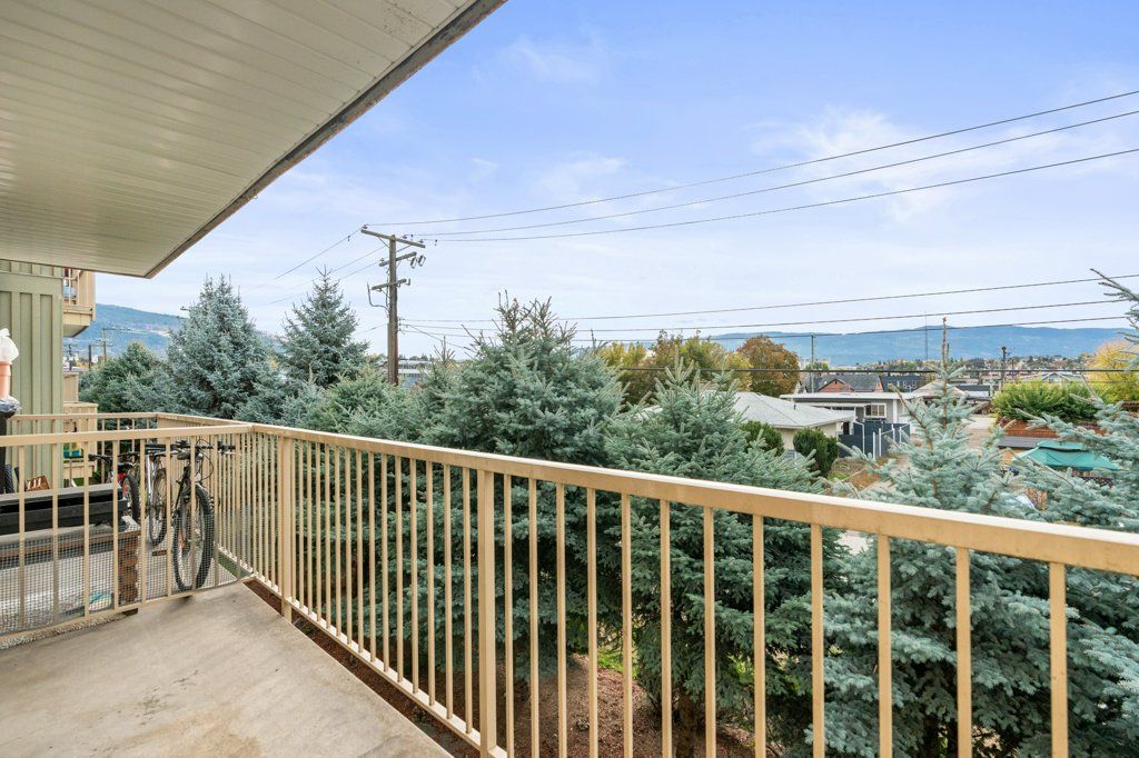 listing image 16515605135349881435