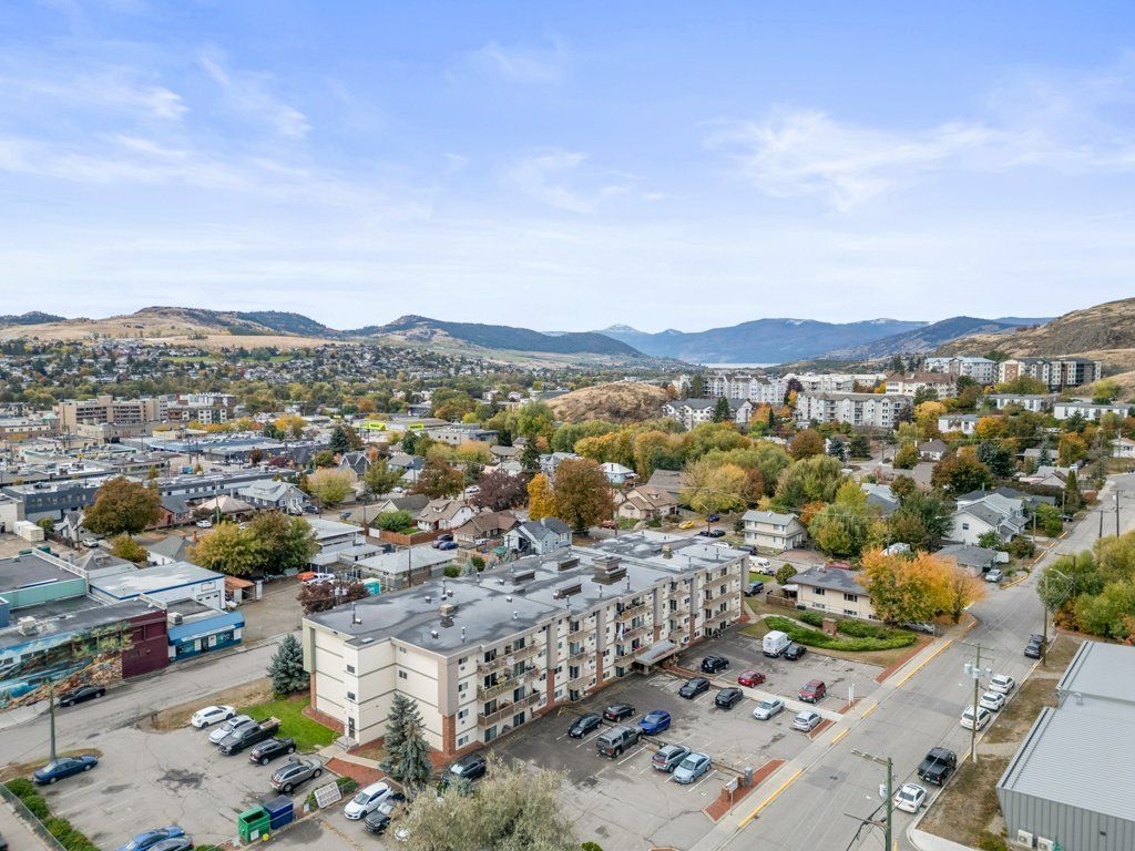 listing image 16513023769393381349