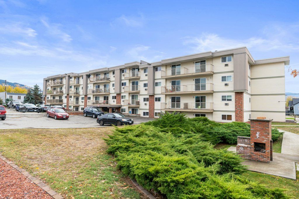 listing image 16518213275994887488