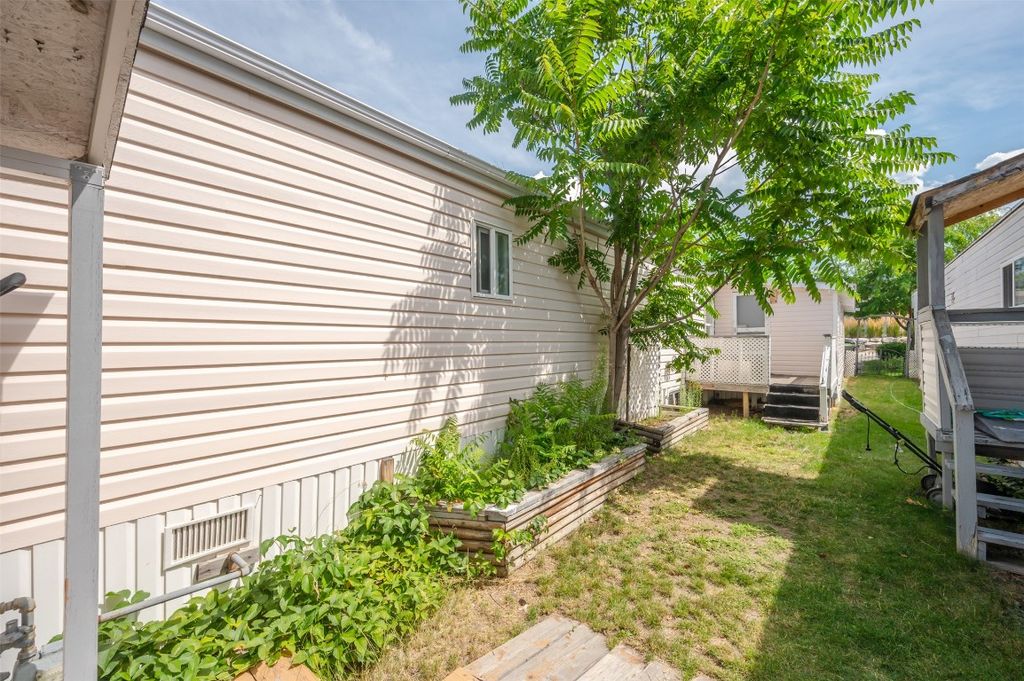 listing image 16511214961745421476