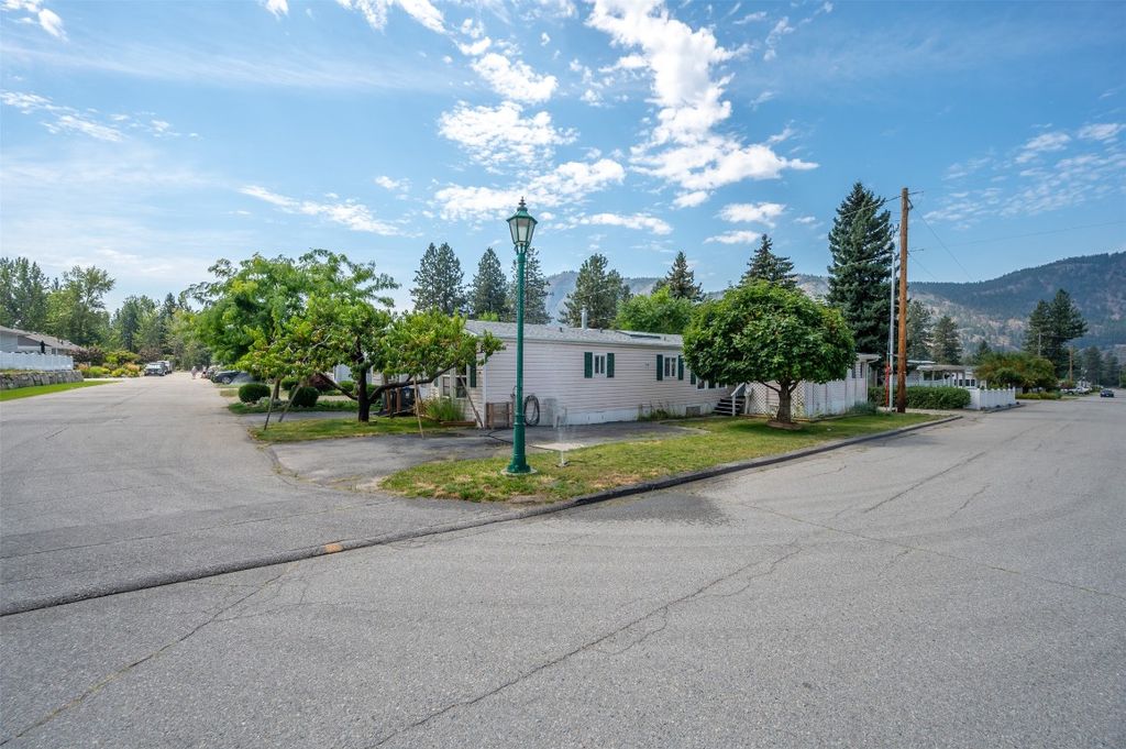 listing image 16514633885789433444