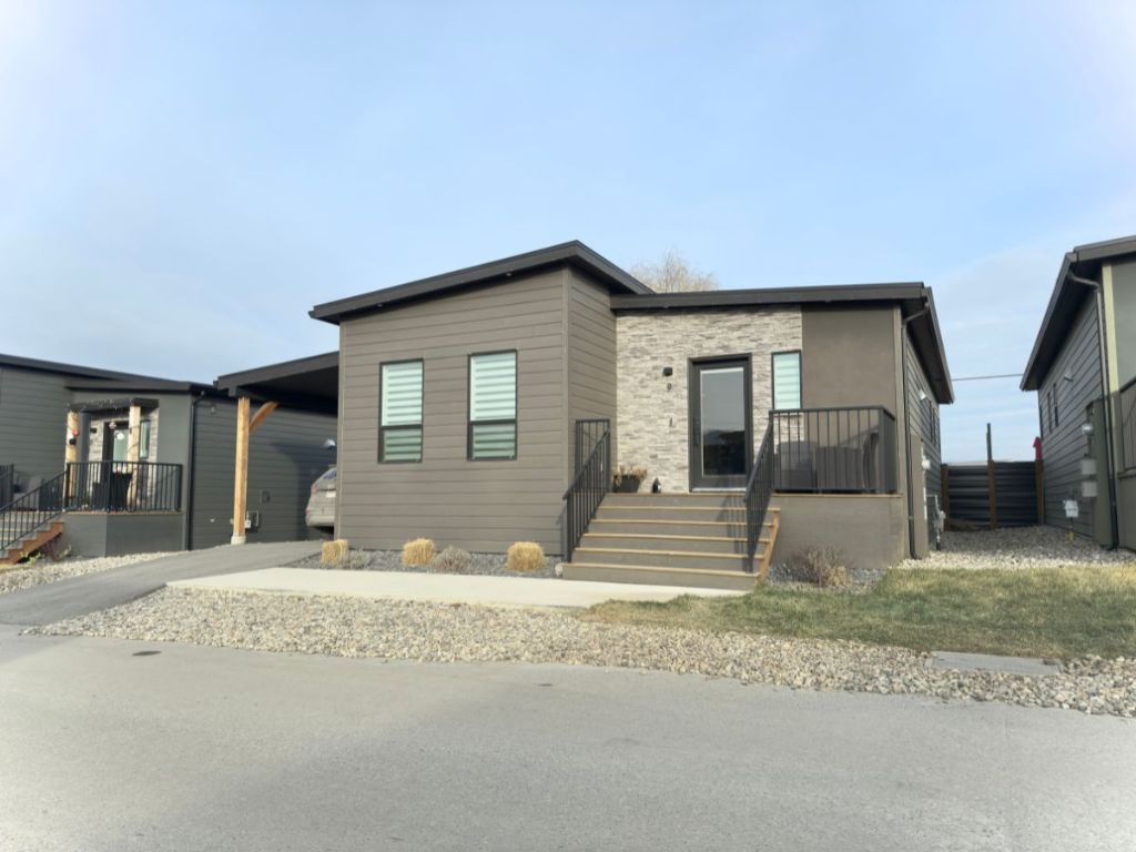 listing image 16516354731353664739