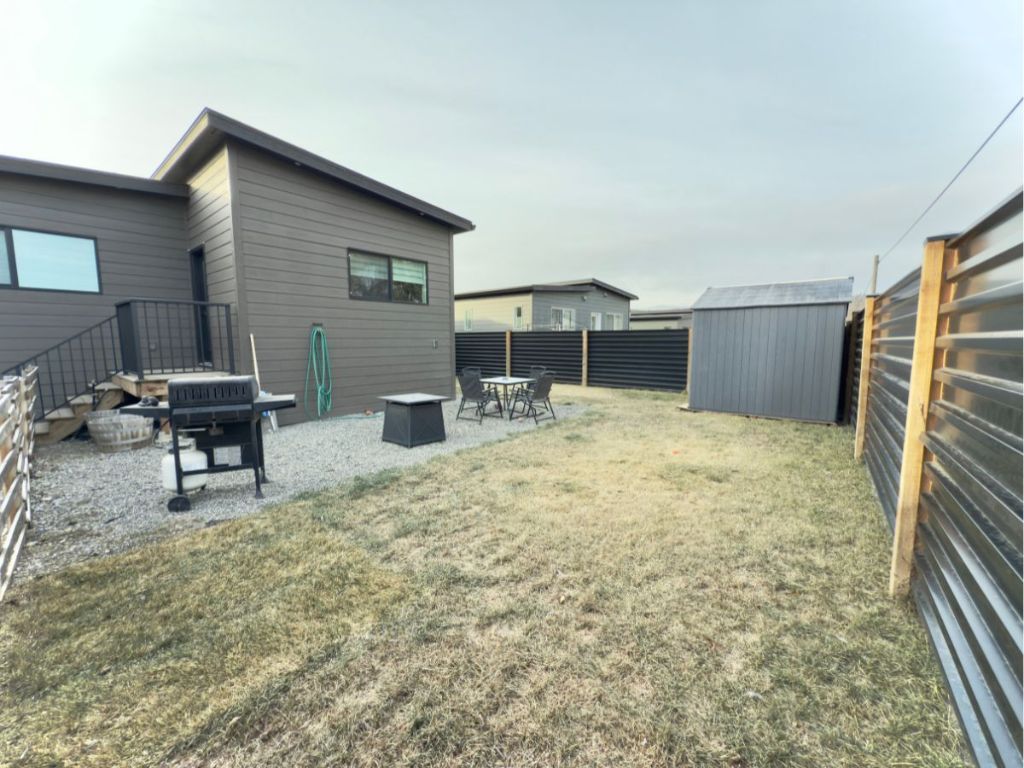 listing image 16519735752059070010