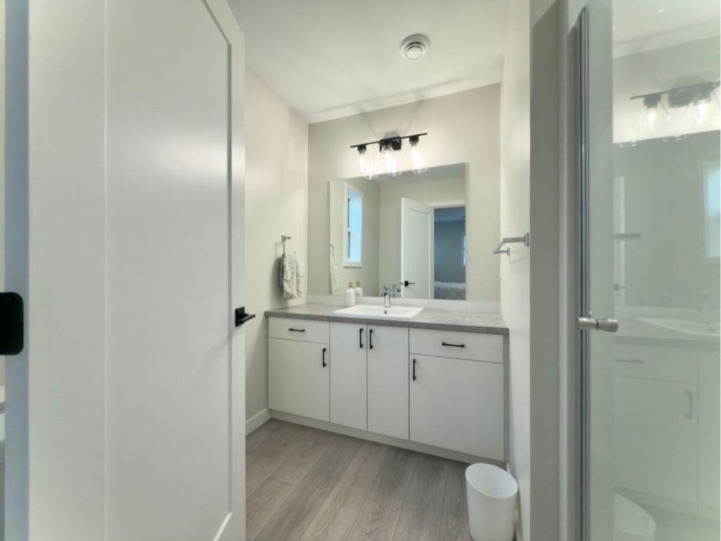 listing image 16512034360221495265