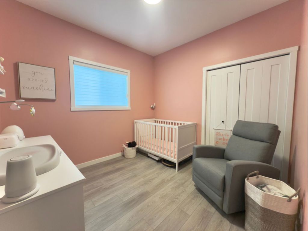 listing image 16512432692593214827