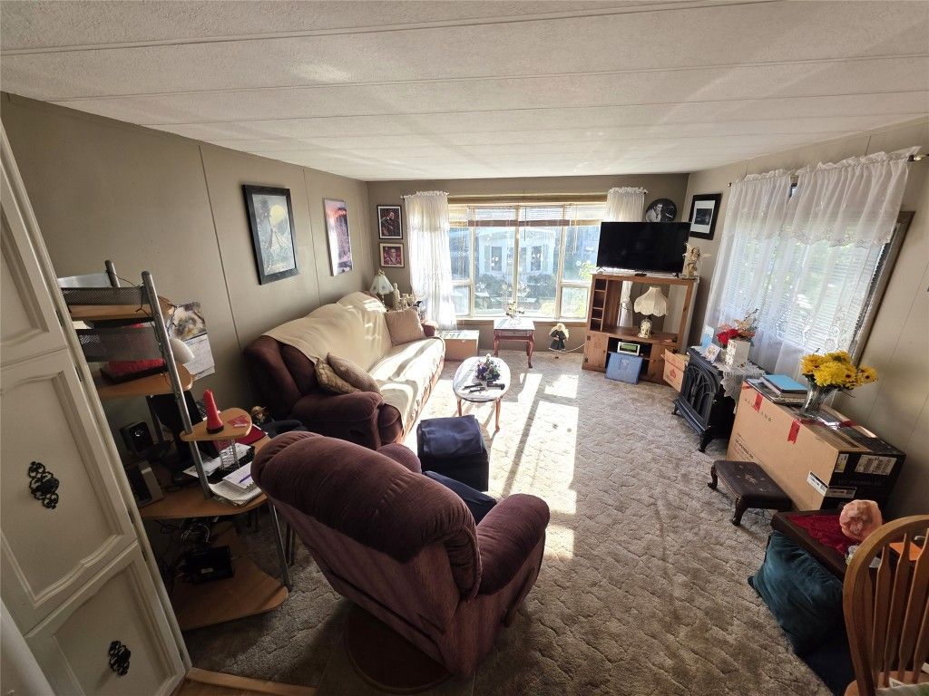 listing image 16512471590803983569