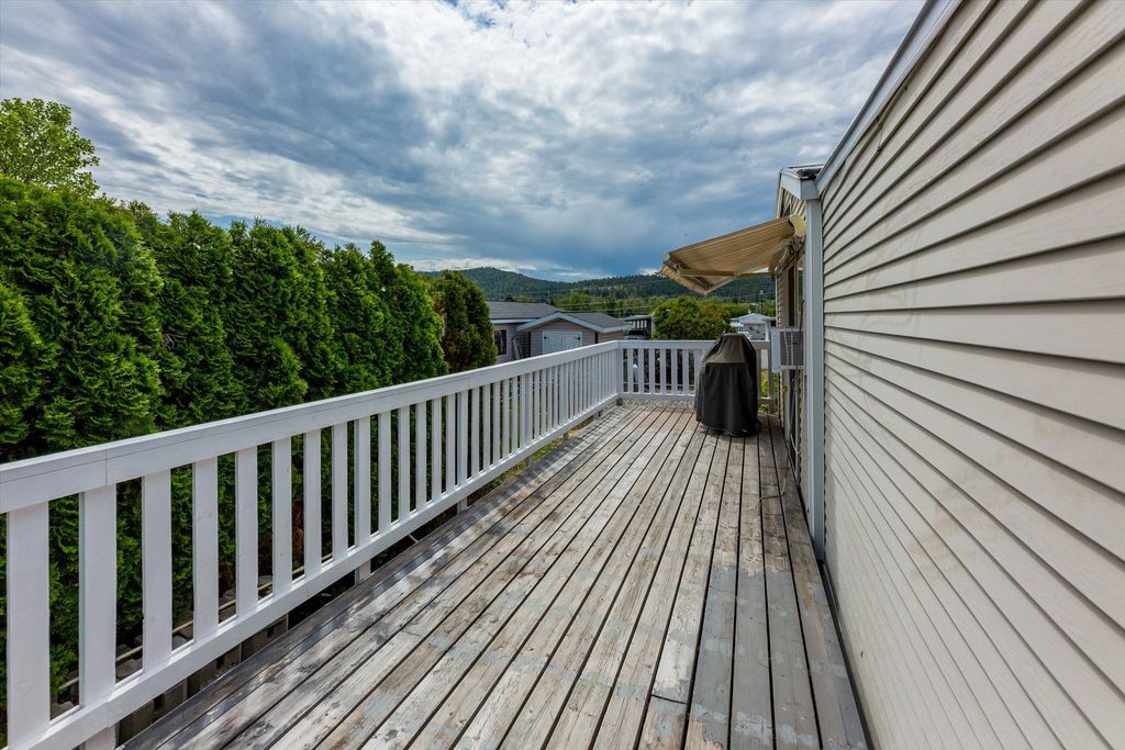 listing image 16516722510839463847